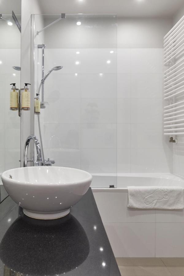 Wronia Business Residence Varsovia Exterior foto
