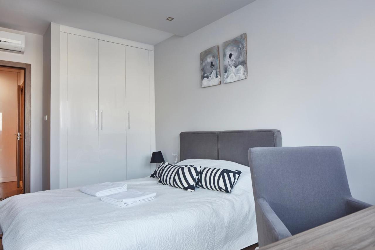 Wronia Business Residence Varsovia Exterior foto