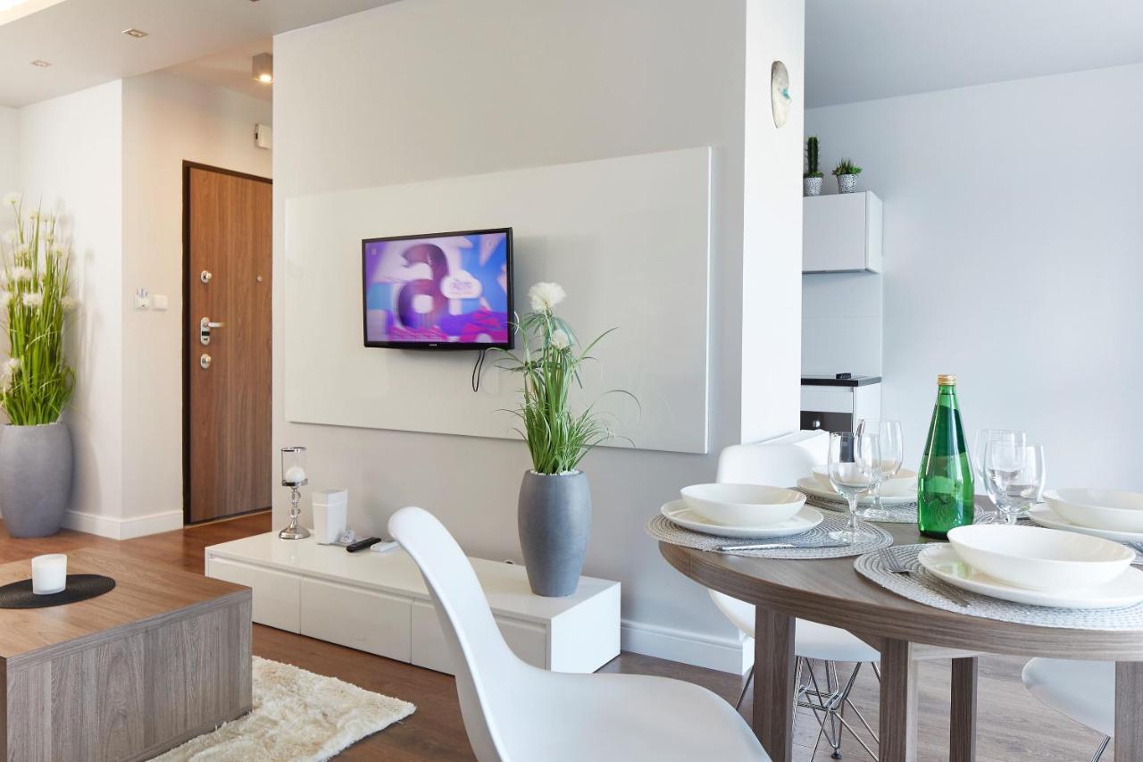 Wronia Business Residence Varsovia Exterior foto